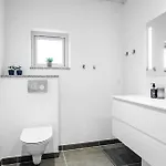 4 Bedroom Awesome In *