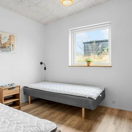 Semesterbostad 4 Bedroom Awesome In