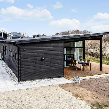 Ferienhaus 4 Bedroom Awesome In Slagelse