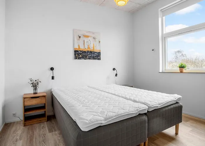 4 Bedroom Awesome In